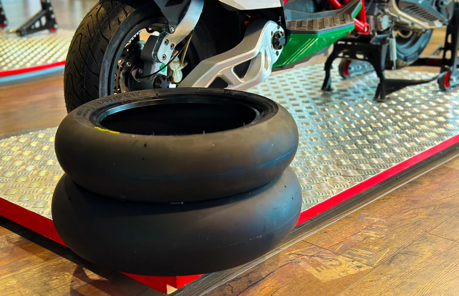 PMT Racing Tire Bundle