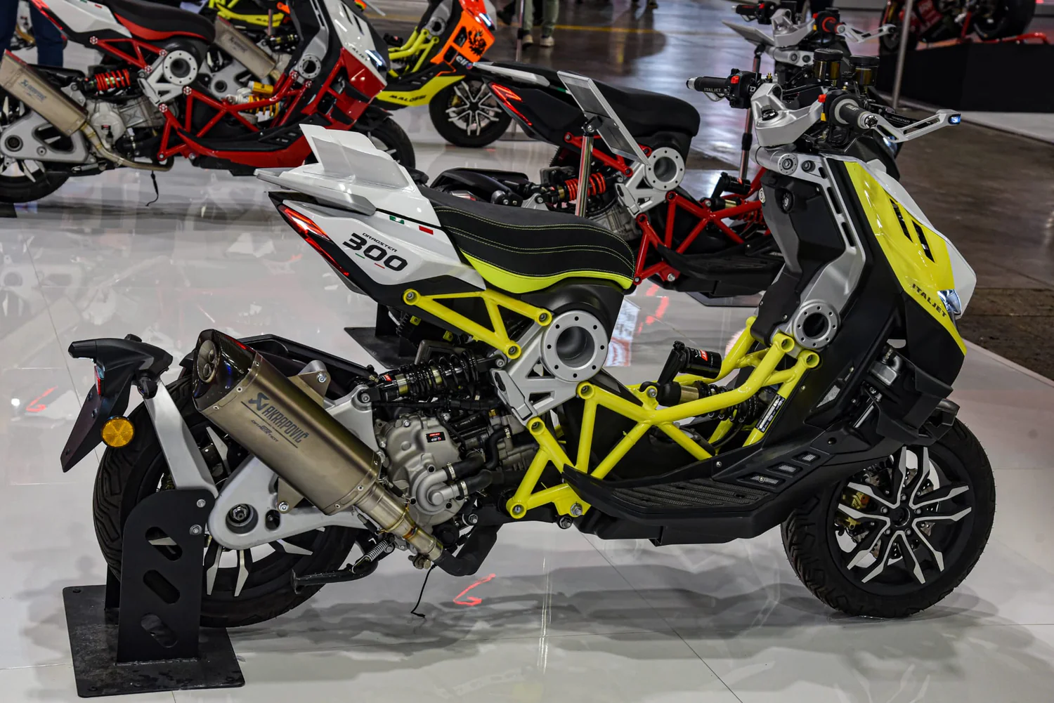 BICICLETAS ELÉCTRICAS, INNOVACIÓN MODERNA Y EL REGRESO GLOBAL DEL DRAGSTER (DÉCADA DE 2010–ACTUALIDAD)